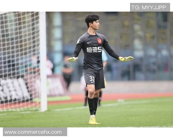 中超联赛精彩扑救霍深坪展现门将风采助力球队争冠之路 中超联赛精彩扑救霍深坪展现门将风采助力球队争冠之路