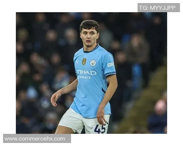 英超胡桑诺夫的崛起与挑战解析以及未来发展展望