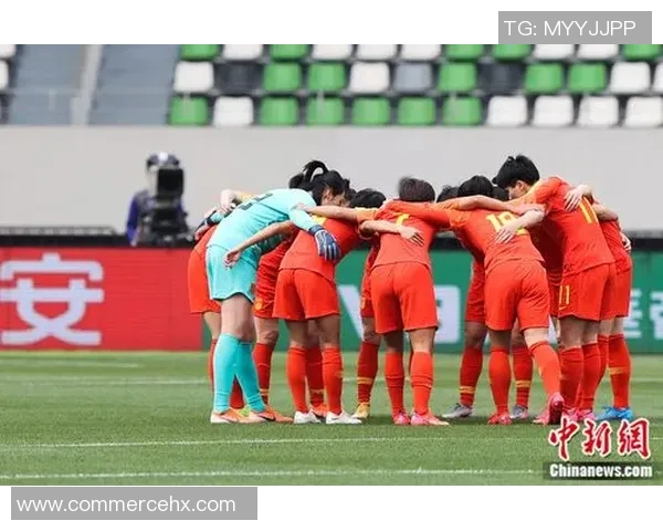 王霜：从足球场上的璀璨明星到女性运动员的榜样之路